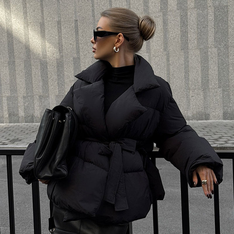 Manteau Matelassé Oversize à Motif Géométrique et Ceinture Ajustable