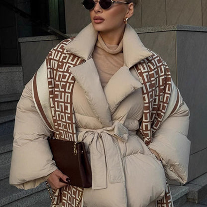 Manteau Matelassé Oversize à Motif Géométrique et Ceinture Ajustable